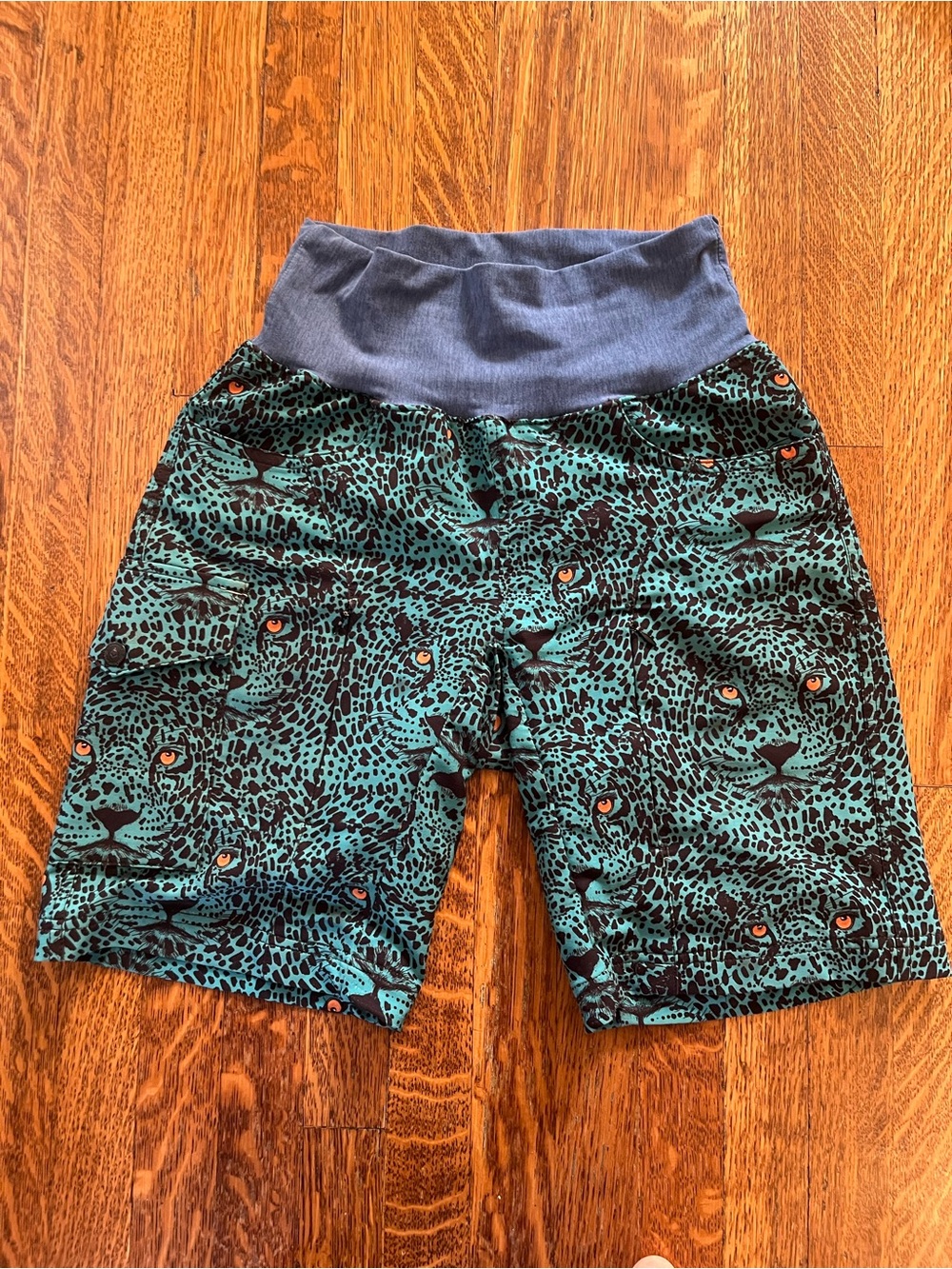 Shredly mountain bike shorts